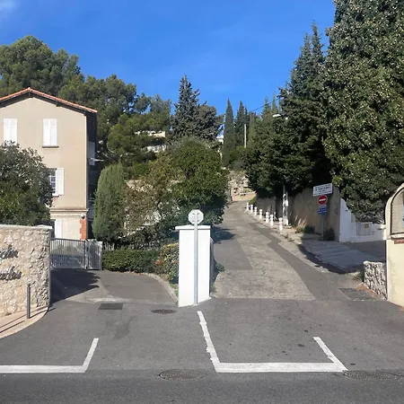 L'echappee Belle Апартаменты Каси